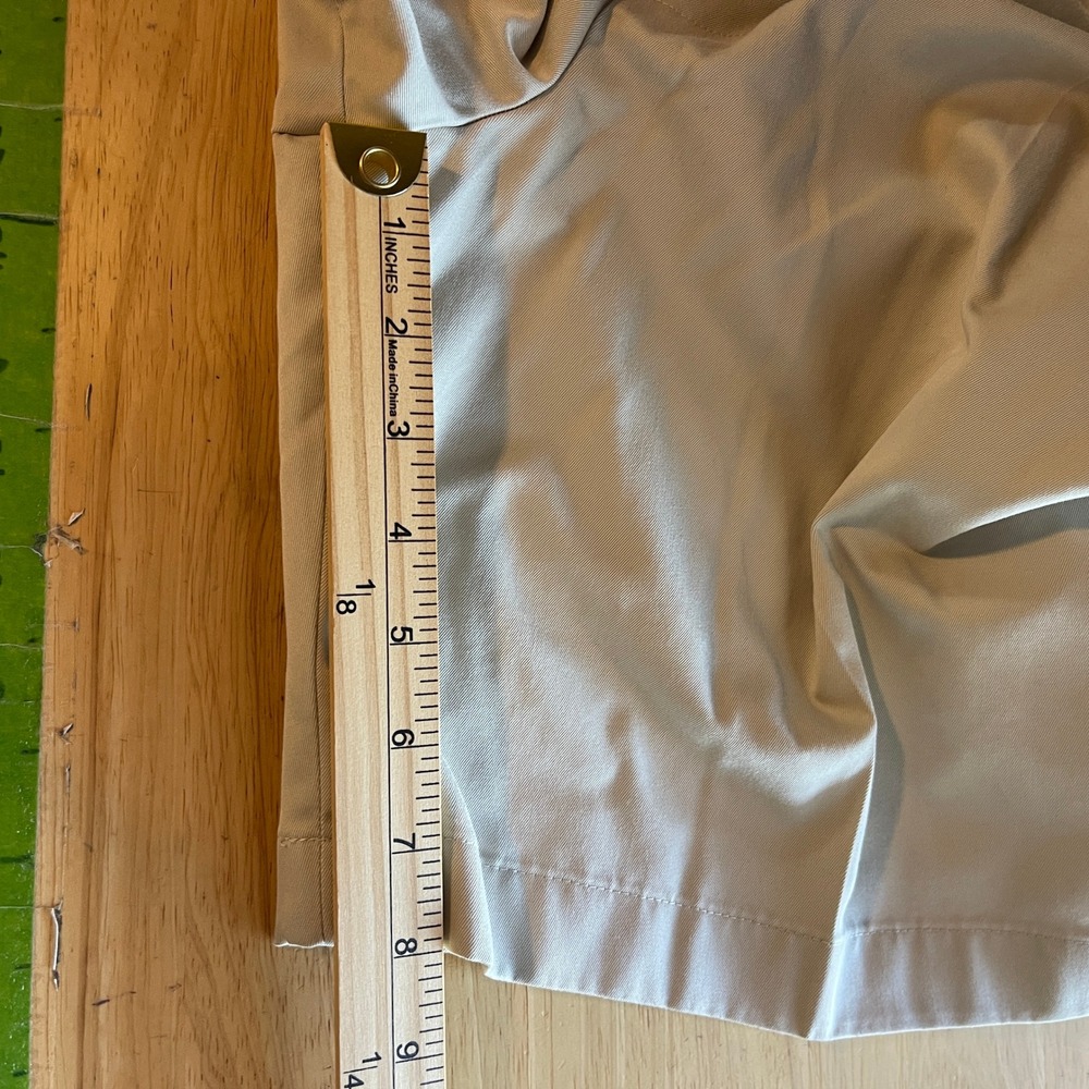 Brooks Brothers Light Weight Advantage Chino Shorts Mens 44 Cotton Pleated Khaki - Picture 6 of 8